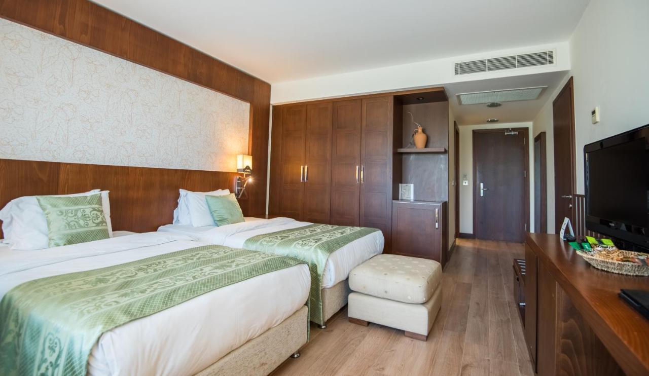 Korineum Golf & Ξενοδοχείο Agios Georgios (Girne)